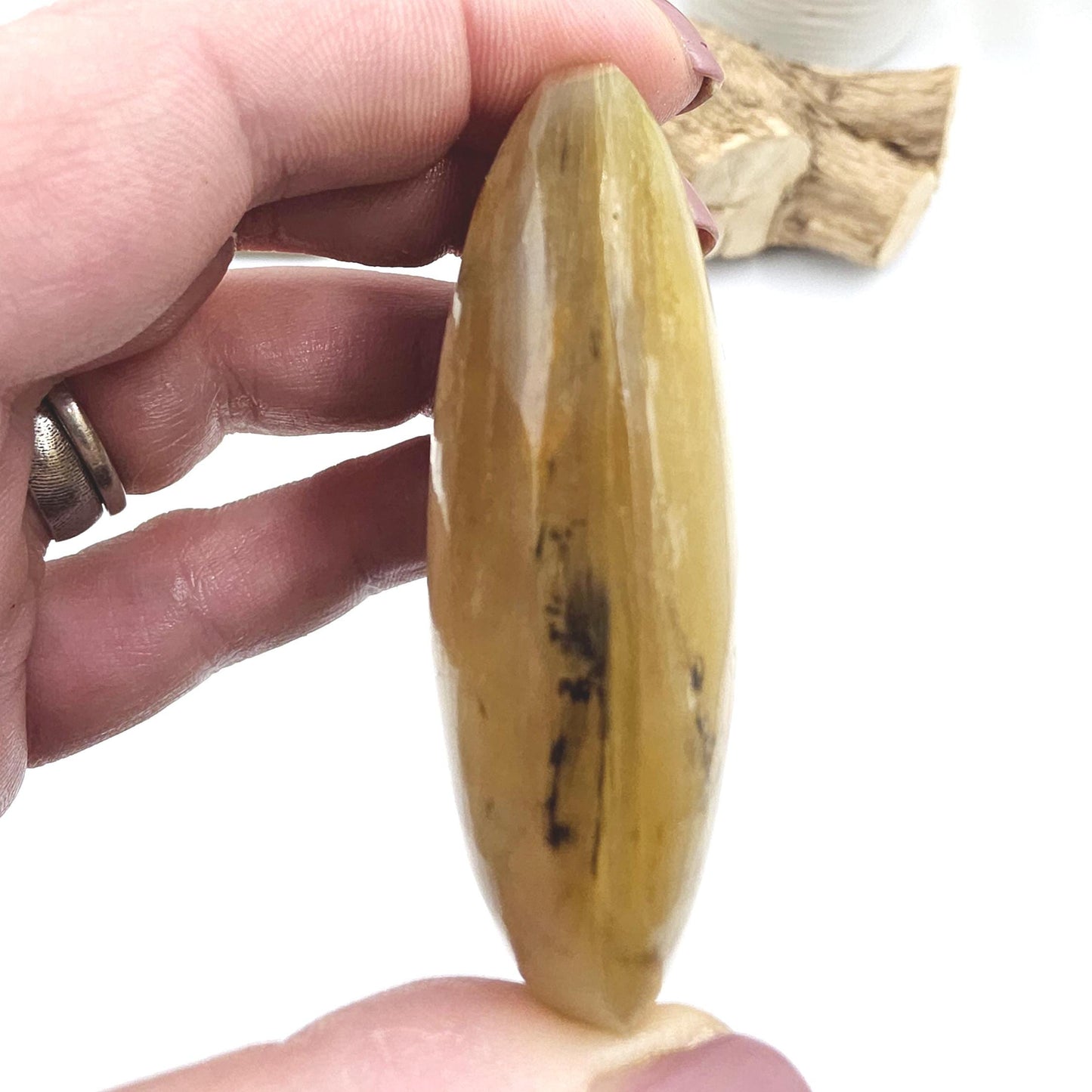 Golden Mica (Muscovite) Palm Stone – Confidence, Clarity & Emotional Strength Healing Crystal, 100g