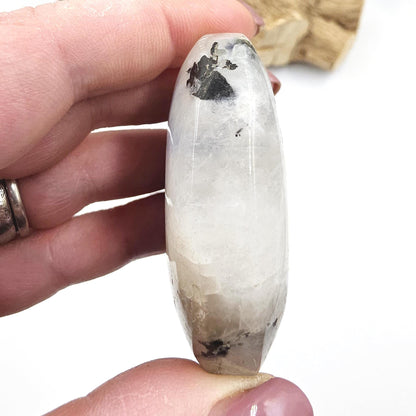 Rainbow Moonstone Palm Stone – Intuition, Balance & Feminine Energy Healing Crystal, 70g