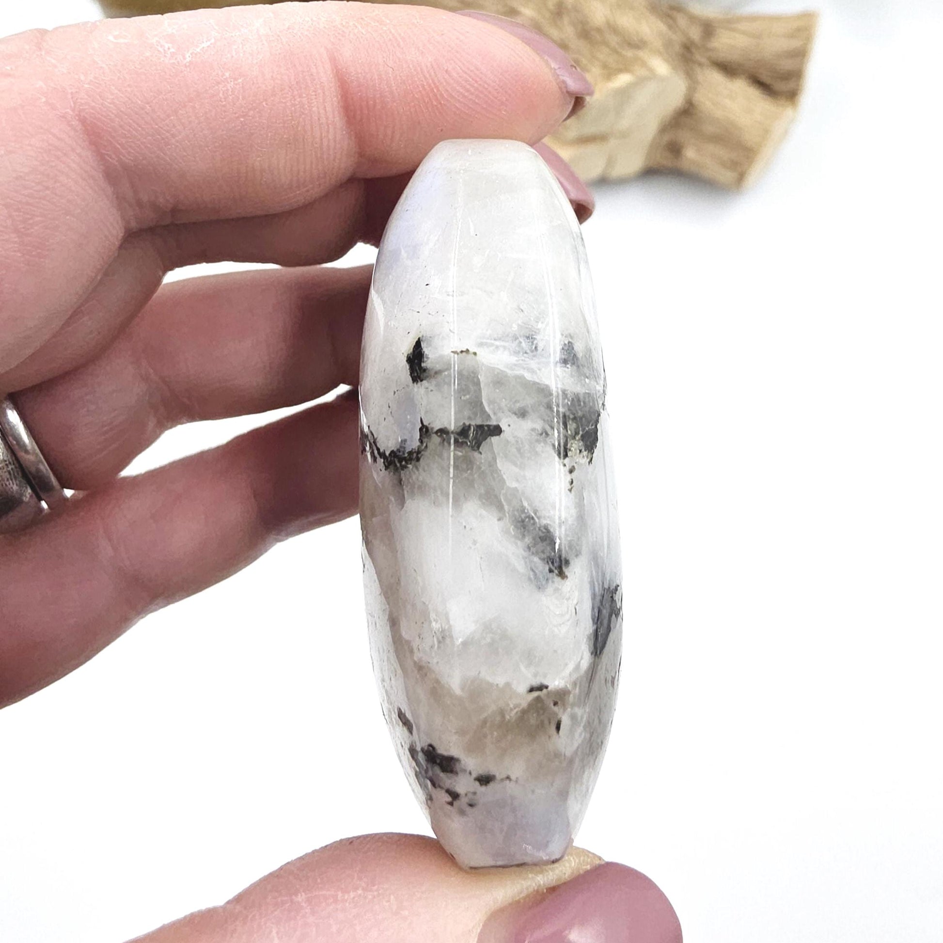Rainbow Moonstone Palm Stone – Intuition, Balance & Feminine Energy Healing Crystal, 70g
