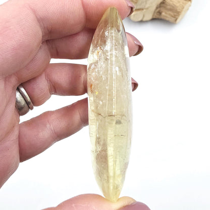 Citrine Palm Stone with Rainbows – Abundance, Confidence & Solar Plexus Energy Crystal, 65g