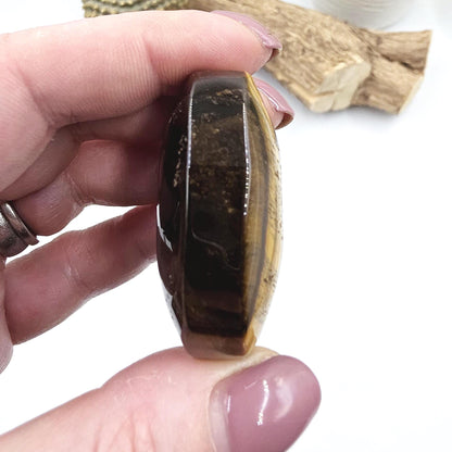 Yellow Tiger’s Eye Palm Stone – Confidence, Protection & Solar Plexus Energy Crystal, 50g