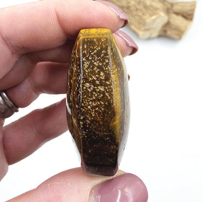 Yellow Tiger’s Eye Palm Stone – Confidence, Protection & Solar Plexus Energy Crystal, 50g