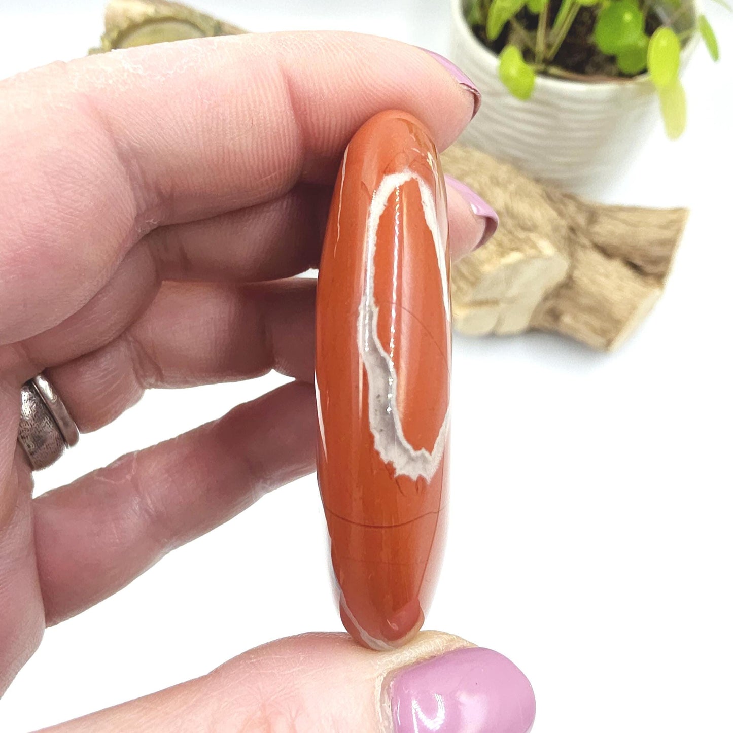 Red Jasper Palm Stone – Strength, Grounding & Protective Stability Crystal, 50g