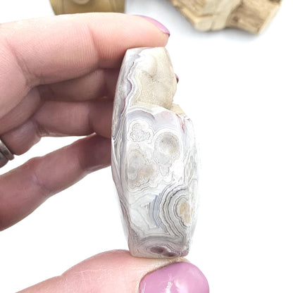Mexican Crazy Lace Agate Palm Stone - Joy, Positivity & Protection Healing Crystal, 65g