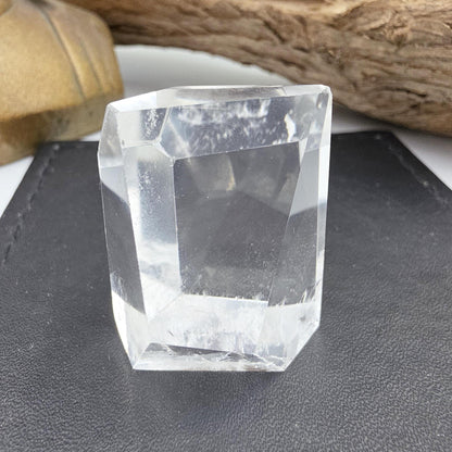 Little Clear Quartz Freeform – Clarity, Healing & Energy Amplification Crystal, 45g