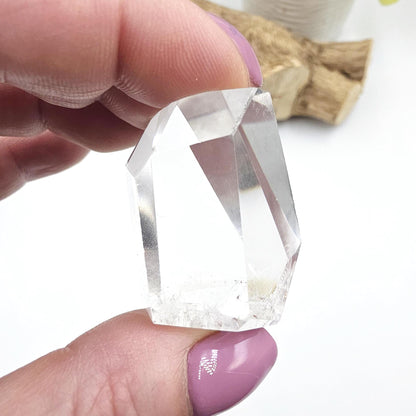 Little Clear Quartz Freeform – Clarity, Healing & Energy Amplification Crystal, 45g