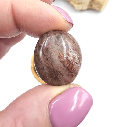 Red Rutile Tumble Stones – Vitality, Confidence & Energy Amplification Crystal, 2cm