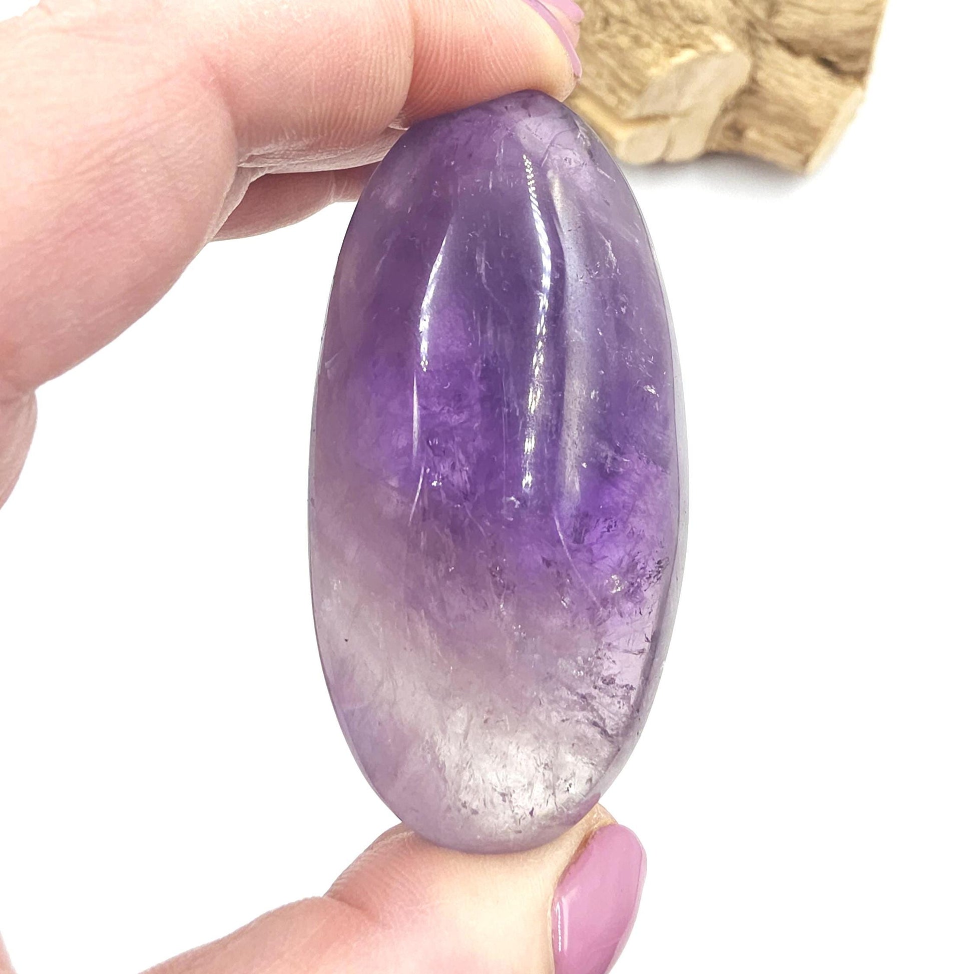 Sparkly Amethyst Palm Stone with rainbows – Calm, Intuition & Spiritual Awareness Crystal, 90g