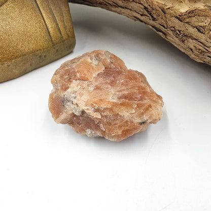 Raw Sunstone Specimen – Joy, Confidence & Sacral Chakra Crystal, 50g