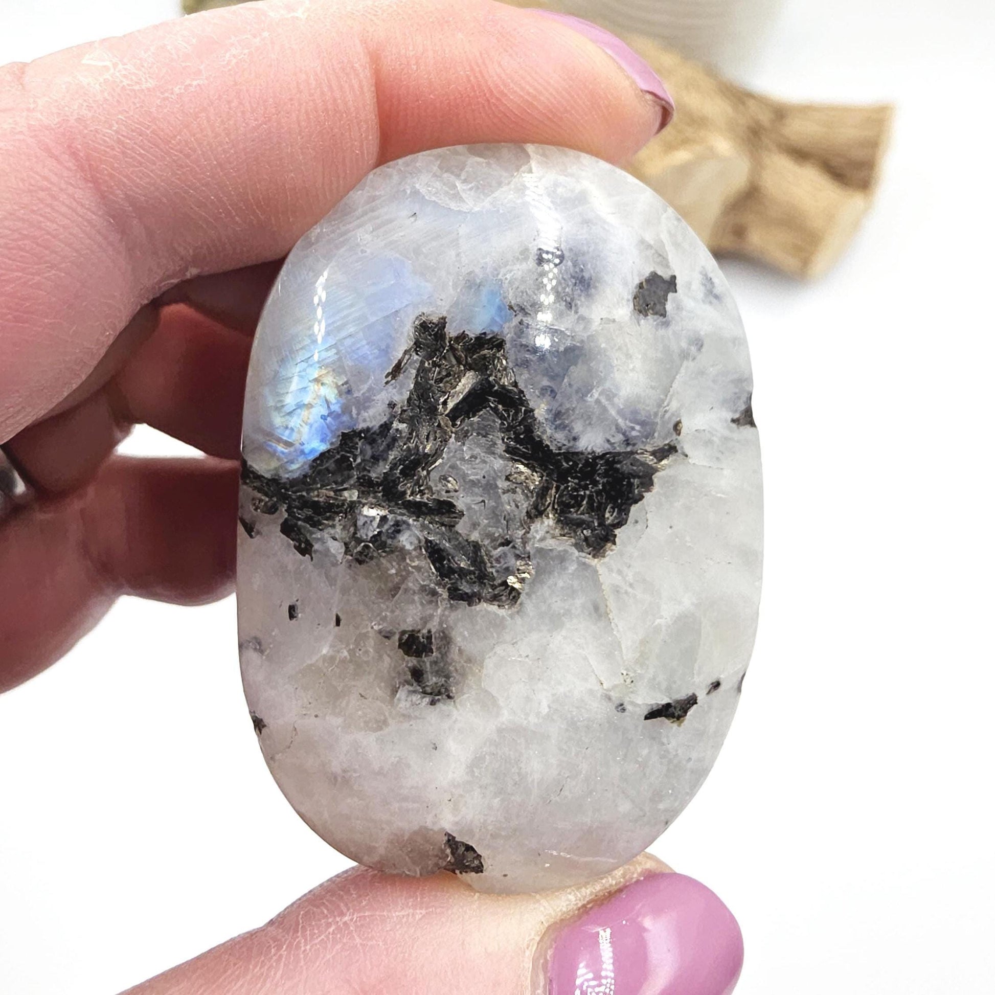 Rainbow Moonstone Palm Stone – Intuition, Balance & Feminine Energy Healing Crystal, 60g
