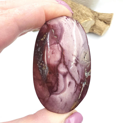 Mookaite Jasper Palm Stone – Strength, Grounding & Emotional Balance Crystal, 75g