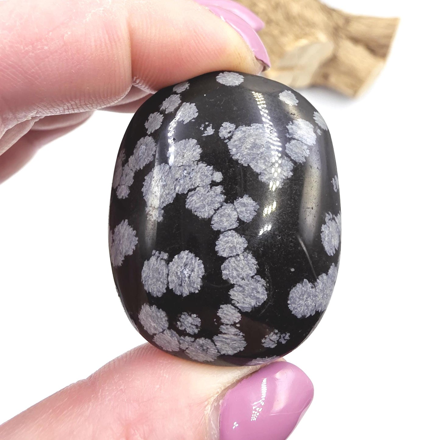 Little Snowflake Obsidian Palm Stone – Grounding, Protection & Emotional Balance Crystal, 40g