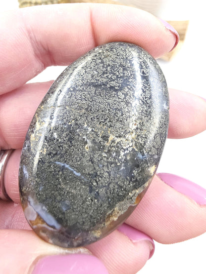 Pyrite & Agate Palm Stone – Protection, Confidence and Abundance Crystal, 45g