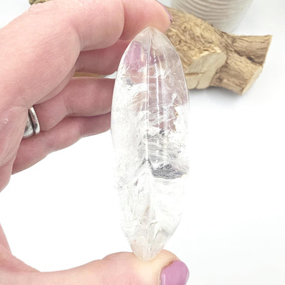 Large Clear Quartz Palm Stone with Rainbows – Clarity, Energy Amplification & Healing Crystal, 150g