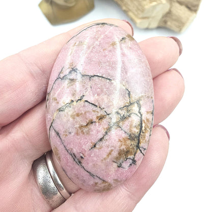 Rhodonite Palm Stone – Emotional Healing, Compassion & Grounded Heart Support Crystal, 60g