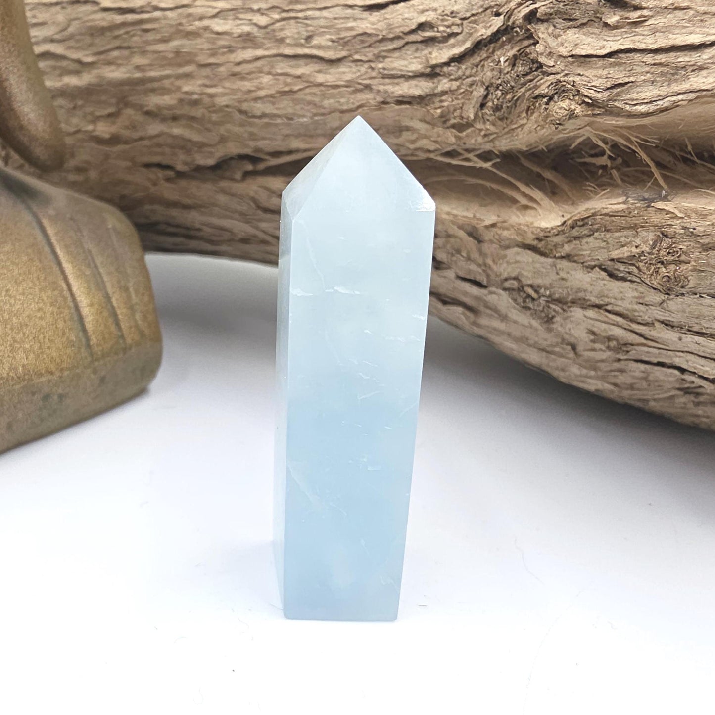 Aquamarine Tower – Calm, Communication & Emotional Balance Crystal, 23g