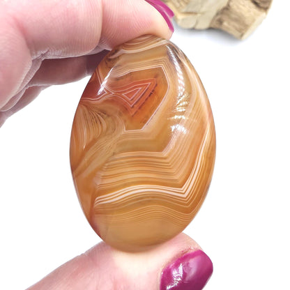 Sardonyx Palm Stone – Strength, Protection & Emotional Balance Crystal, 85g