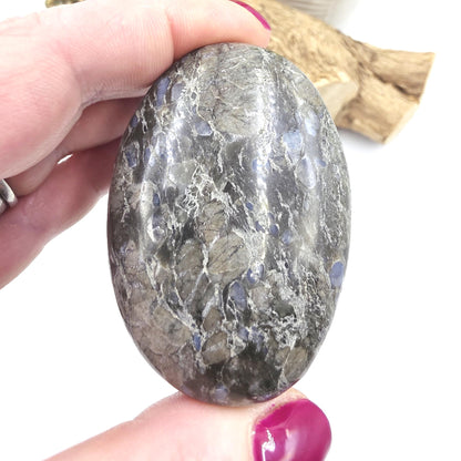 Que Sera (Llanite) Palm Stone – Positivity, Empowerment & Spiritual Growth Crystal, 100g