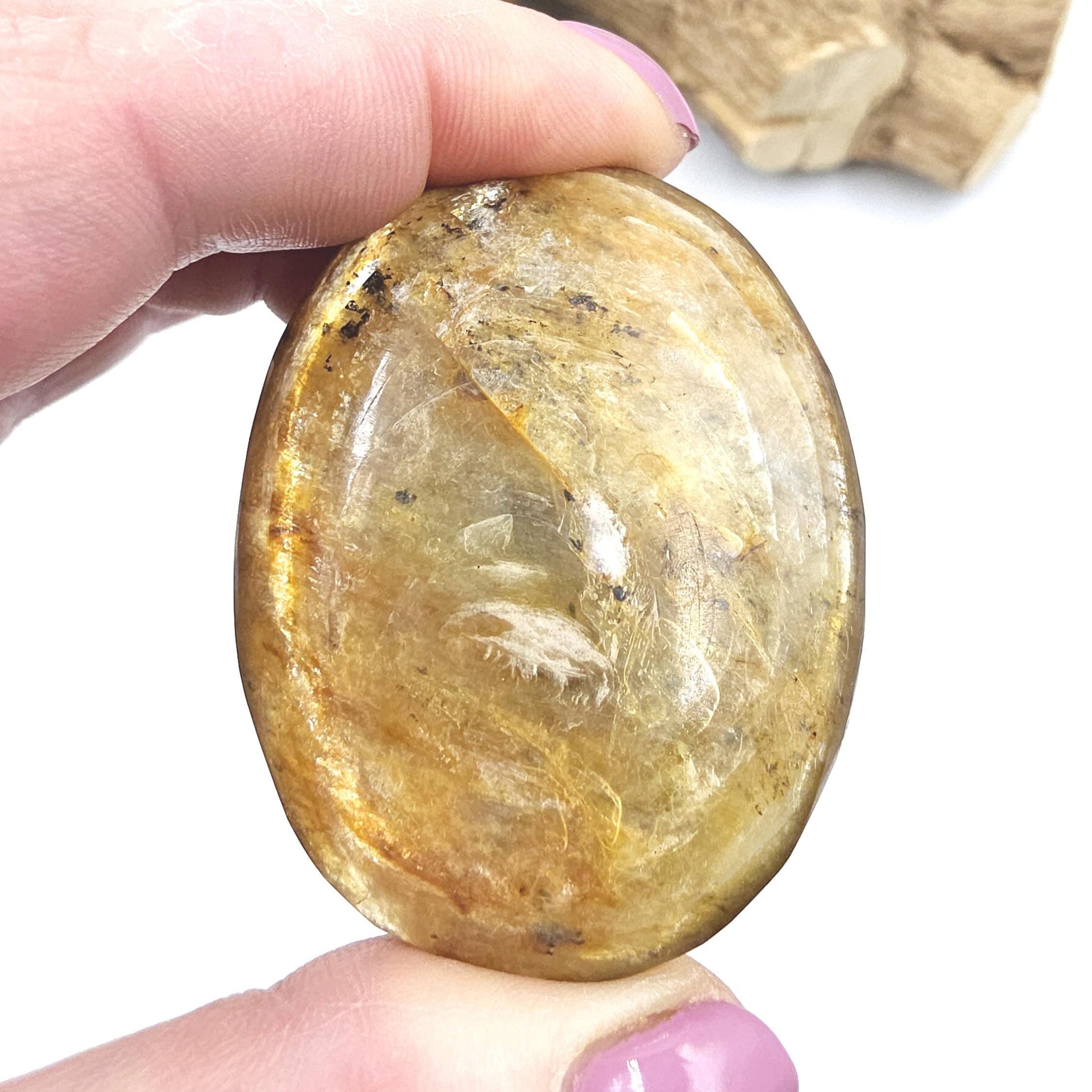 Golden Mica (Muscovite) Palm Stone – Confidence, Clarity & Emotional Strength Healing Crystal, 60g