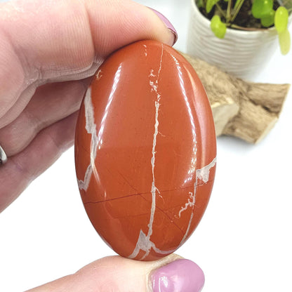 Red Jasper Palm Stone – Strength, Grounding & Protective Stability Crystal, 50g
