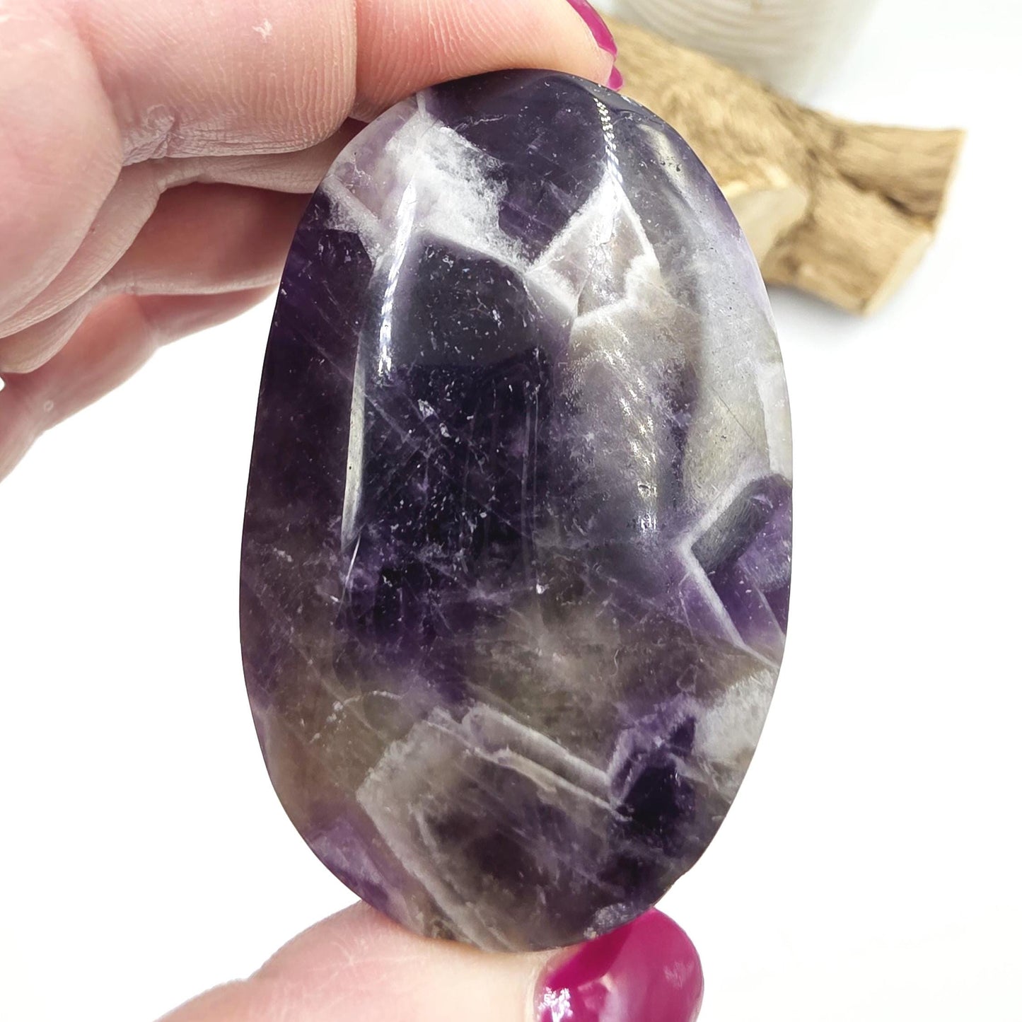 Dream Amethyst (Chevron) Palm Stone – Intuition, Calm & Spiritual Clarity Crystal, 90g