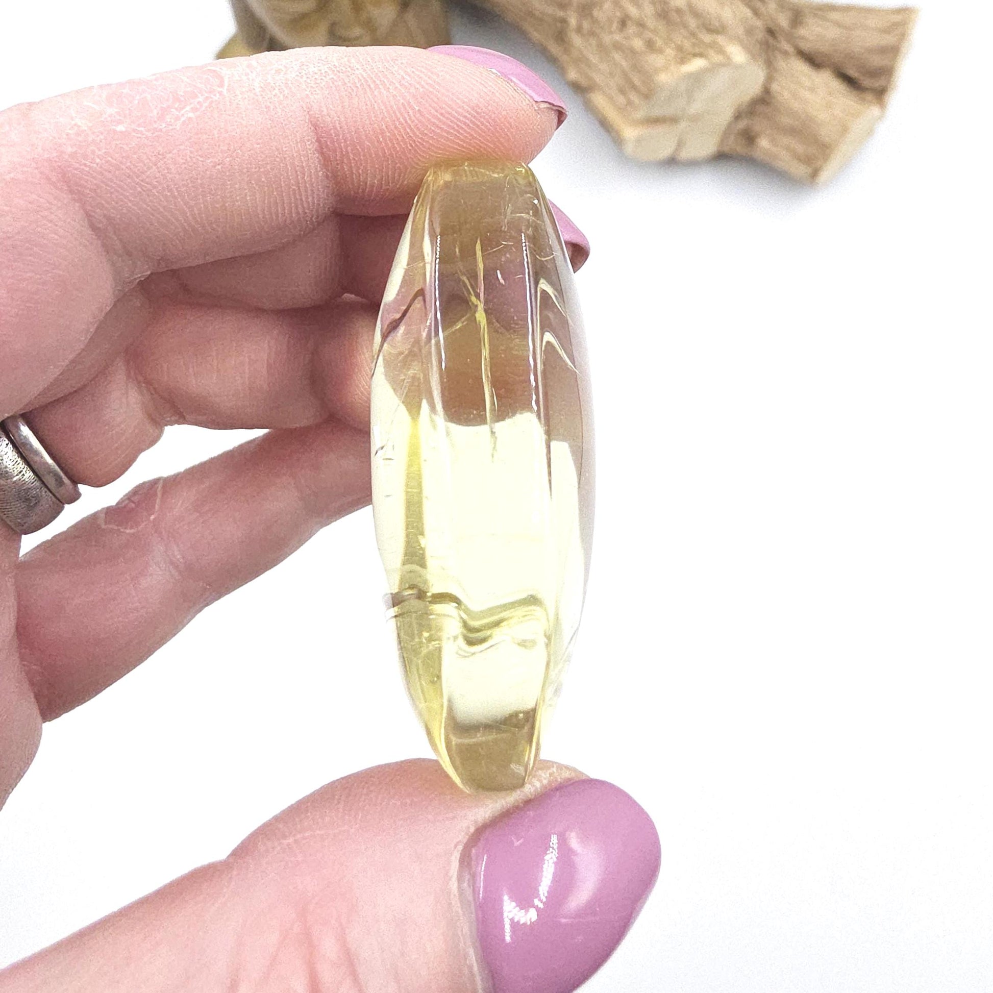Citrine Palm Stone – Abundance, Confidence & Solar Plexus Energy Crystal, 50g
