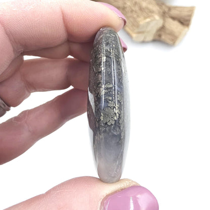 Pyrite & Agate Palm Stone – Protection, Confidence and Abundance Crystal, 40g