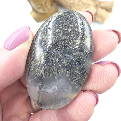 Pyrite & Agate Palm Stone – Protection, Confidence and Abundance Crystal, 40g