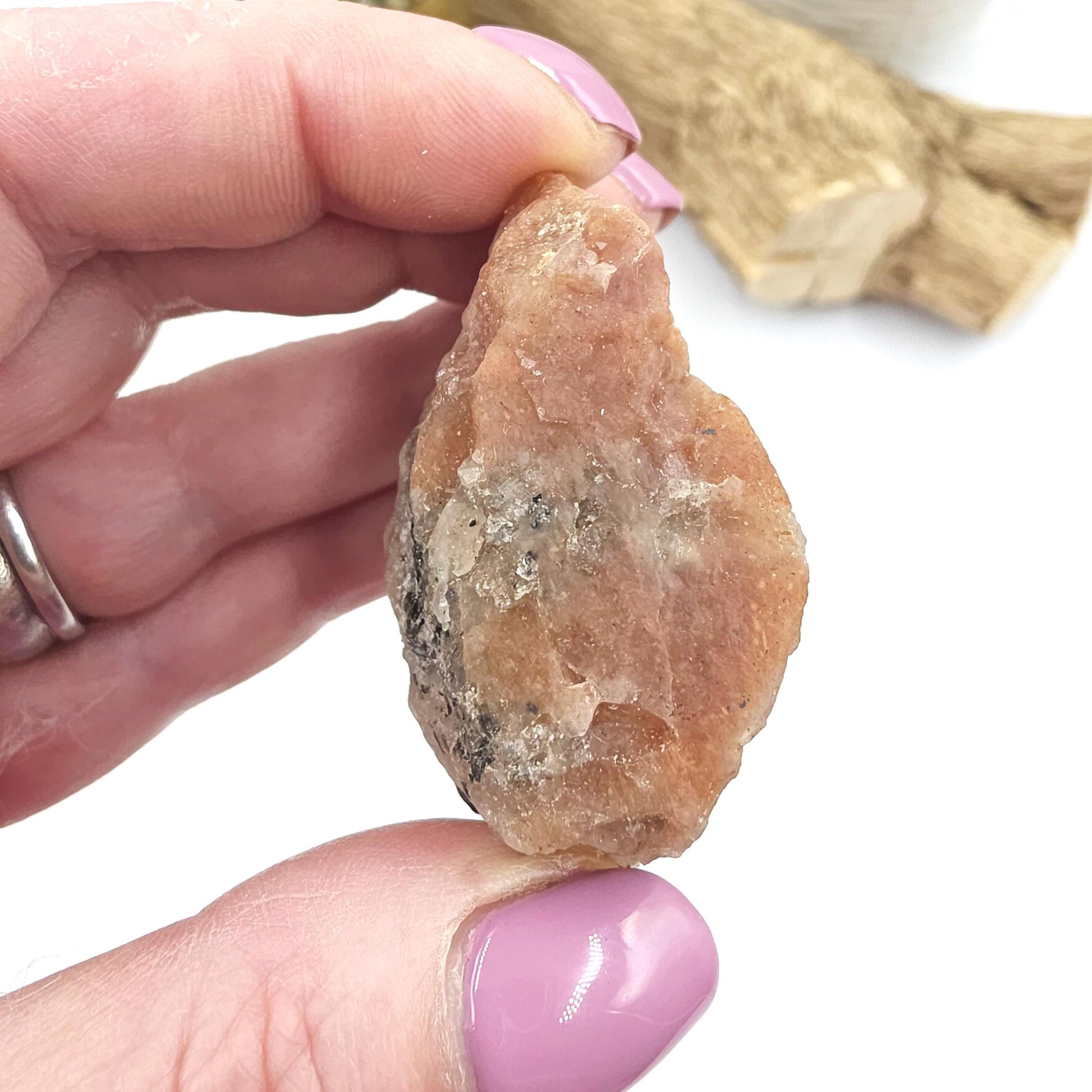 Raw Sunstone Specimen – Joy, Confidence & Sacral Chakra Crystal, 50g