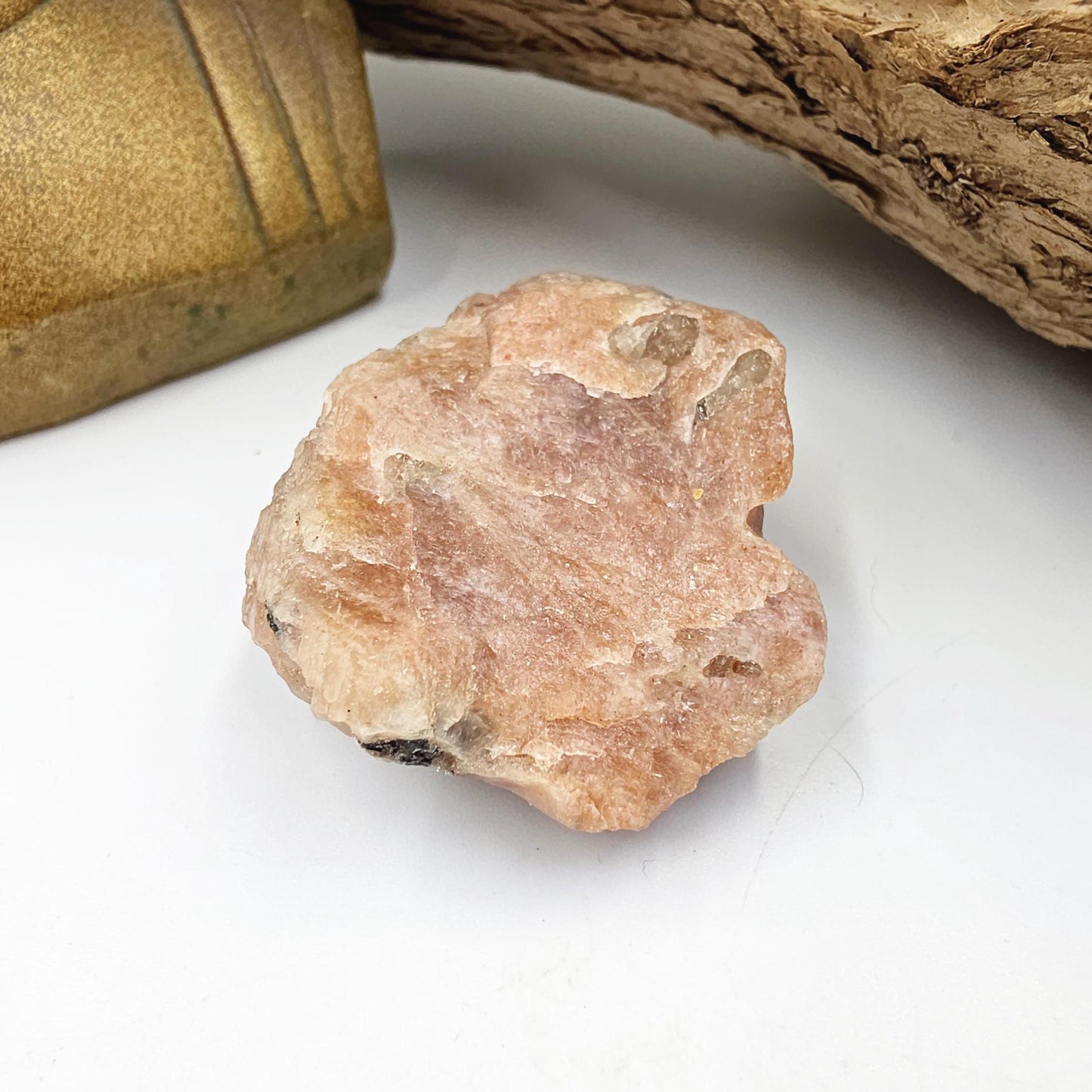 Raw Sunstone Specimen – Joy, Confidence & Sacral Chakra Crystal, 50g