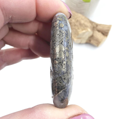 Pyrite & Agate Palm Stone – Protection, Confidence and Abundance Crystal, 55g