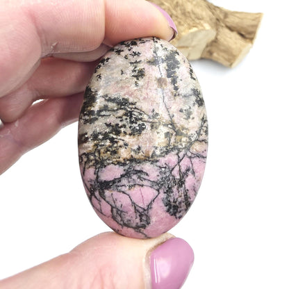 Rhodonite Palm Stone – Emotional Healing, Compassion & Grounded Heart Support Crystal, 60g