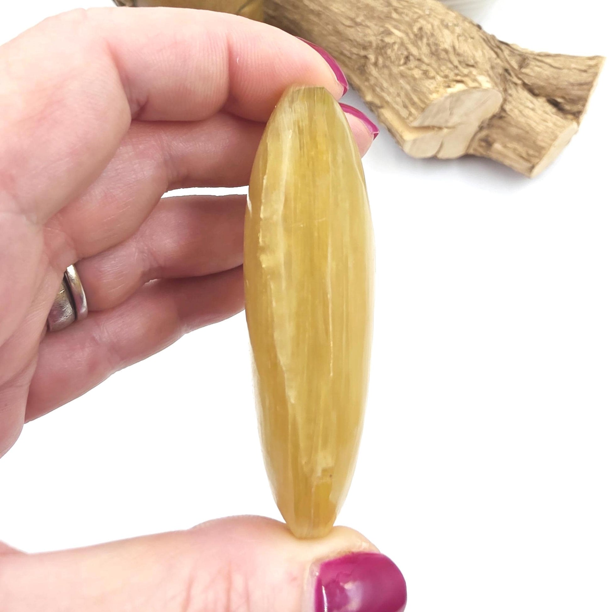 Golden Mica (Muscovite) Palm Stone – Confidence, Clarity & Emotional Strength Healing Crystal, 90g