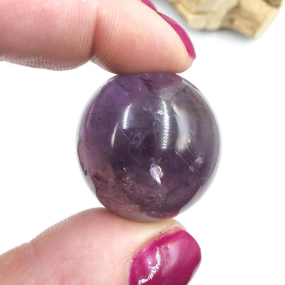 Flashy Amethyst Sphere with Rainbows – Calm, Intuition & Spiritual Healing Crystal, 32mm