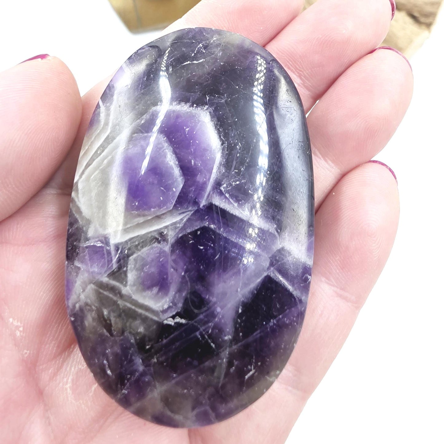 Dream Amethyst (Chevron) Palm Stone – Intuition, Calm & Spiritual Clarity Crystal, 90g