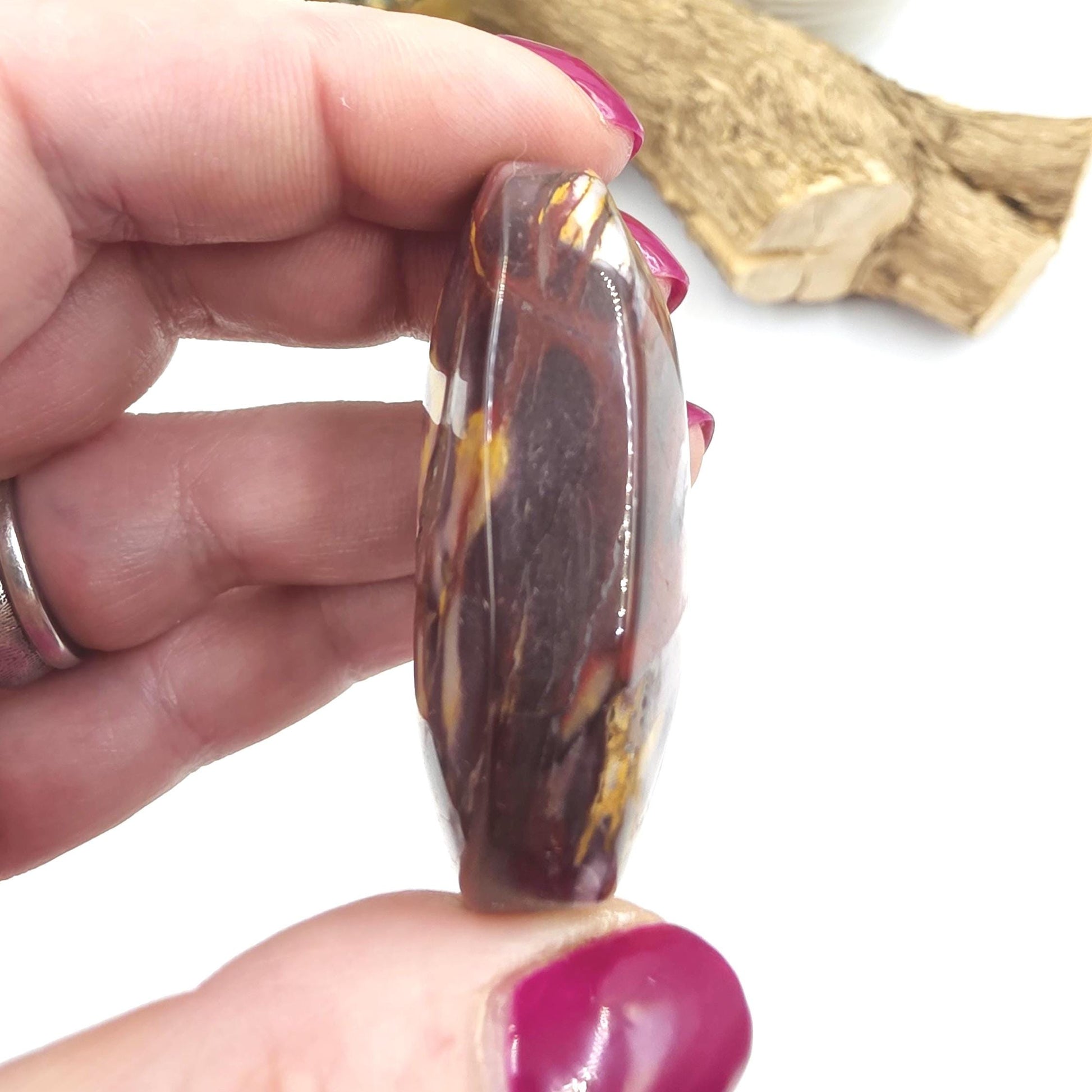 Mookaite Jasper Palm Stone – Strength, Grounding & Emotional Balance Crystal, 50g