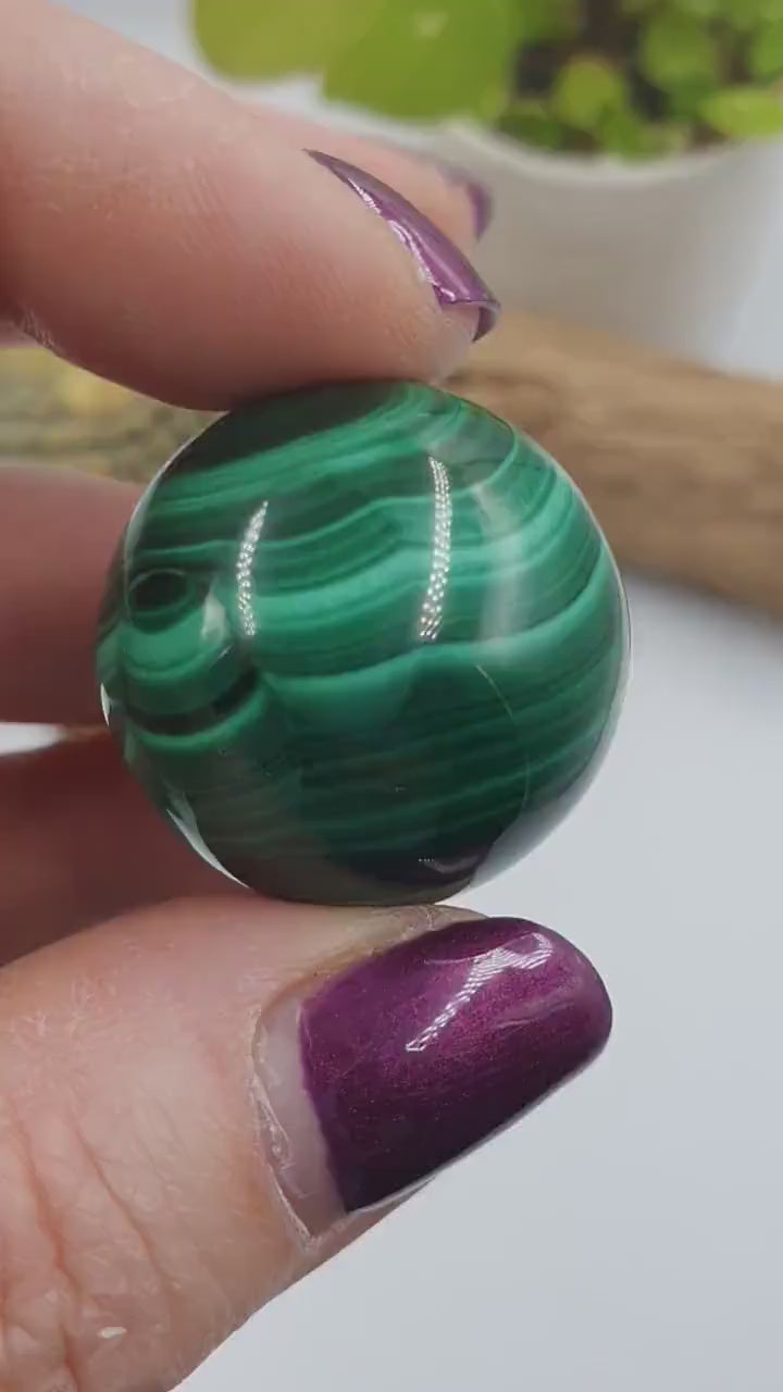 Beautiful Little Malachite Sphere / Cute Natural Malachite Sphere / Malachite Crystal Ball / Malachite Orb - 27mm