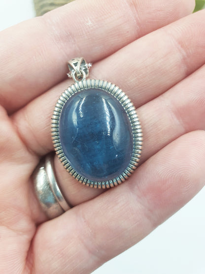 Aquamarine Pendant (Sterling Silver)